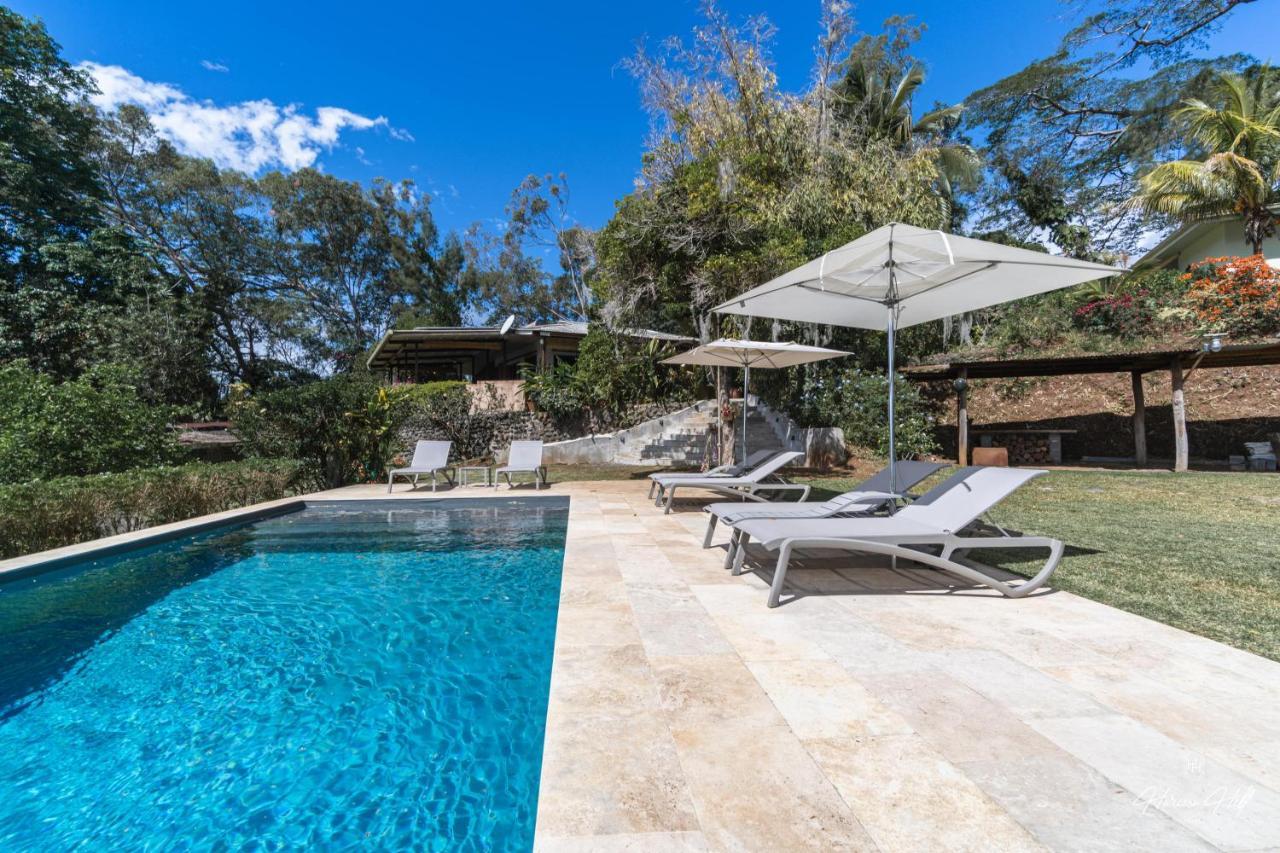 Horizon Hill Villa Pirae Экстерьер фото