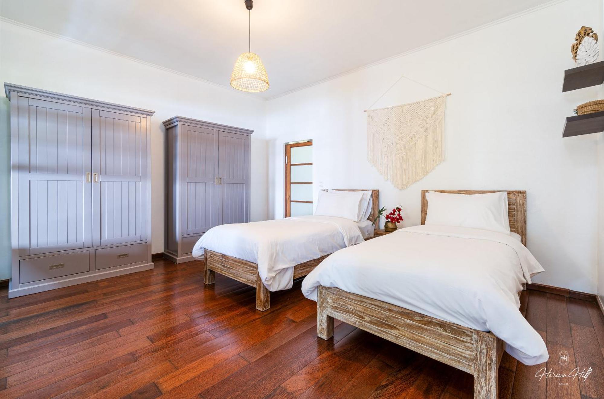 Horizon Hill Villa Pirae Экстерьер фото